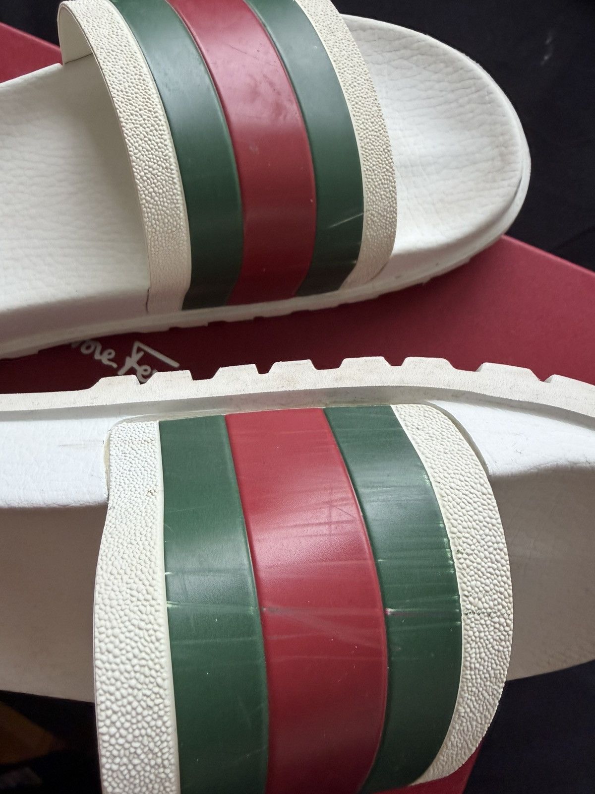 Gucci Gucci Poolslides Size US 9.5 / EU 42-43 - 4 Thumbnail