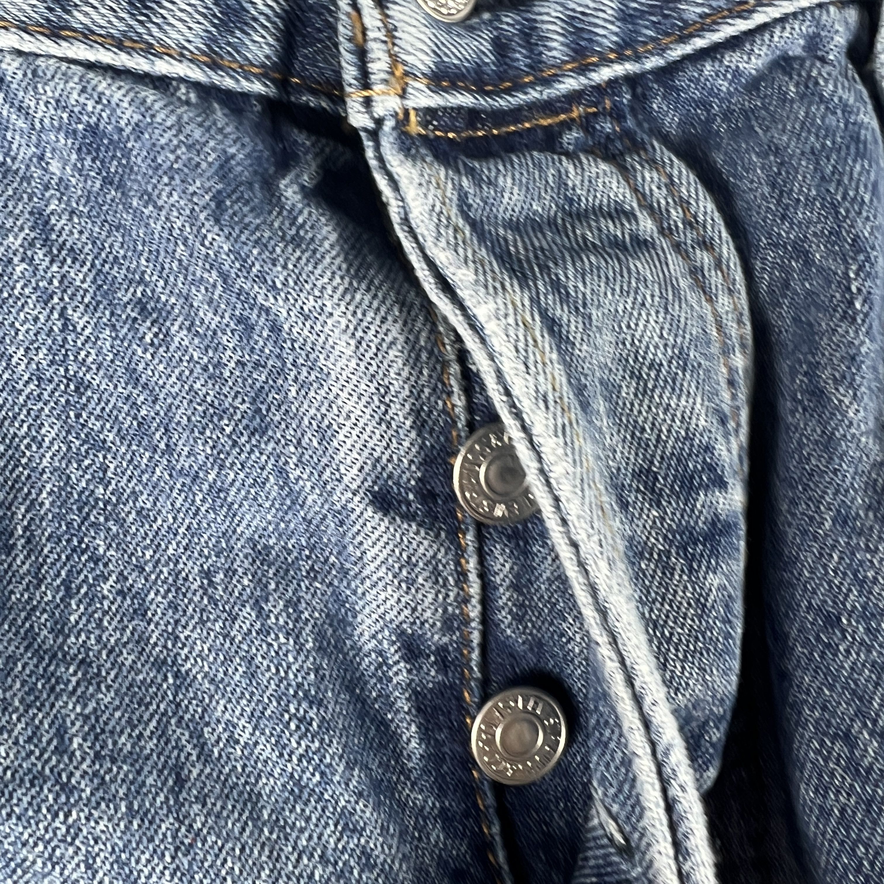 Levi's Levi's Jean Shorts 501 Straight Faded Cut Off Denim Jorts Size US 35 - 4 Thumbnail