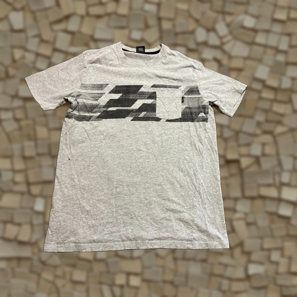 Oakley Oakley Shirt Mens Size Large Gray Black Gray Graphic Print T-Shirt Casual Modern Size US L / EU 52-54 / 3 - 1 Thumbnail