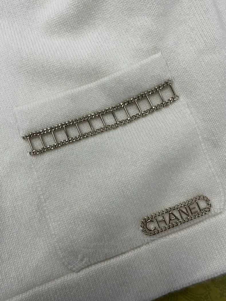 Chanel Chanel White chain cashmere knit coat Size XS / US 0-2 / IT 36-38 - 2 Thumbnail