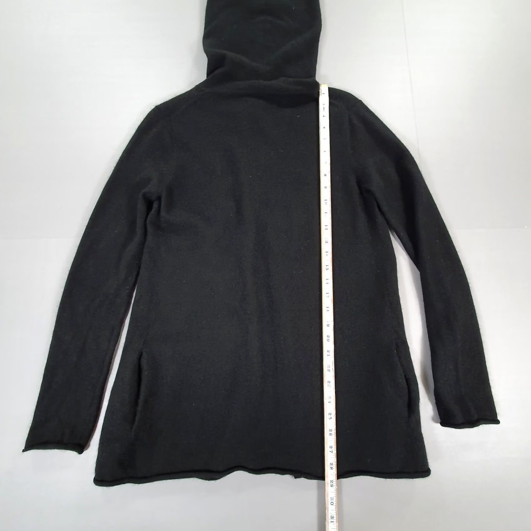 Vintage Cabbages And Roses Cardigan Womens Black Small Hooded 100% Cashmere Knit Crew Neck Long Sleeve Pockets UK Made Vintage No N/A Size S / US 4 / IT 40 - 8 Thumbnail