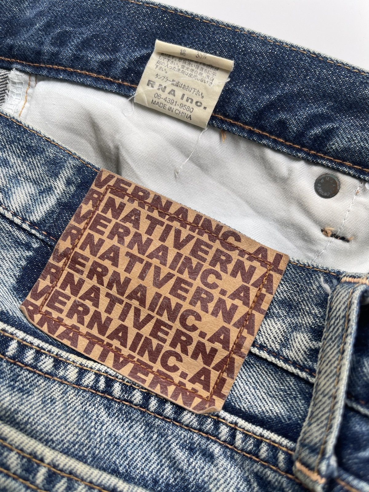 Japanese Brand RNA.Inc Japanese Splatter Distressed Denim Size US 32 / EU 48 - 11 Thumbnail