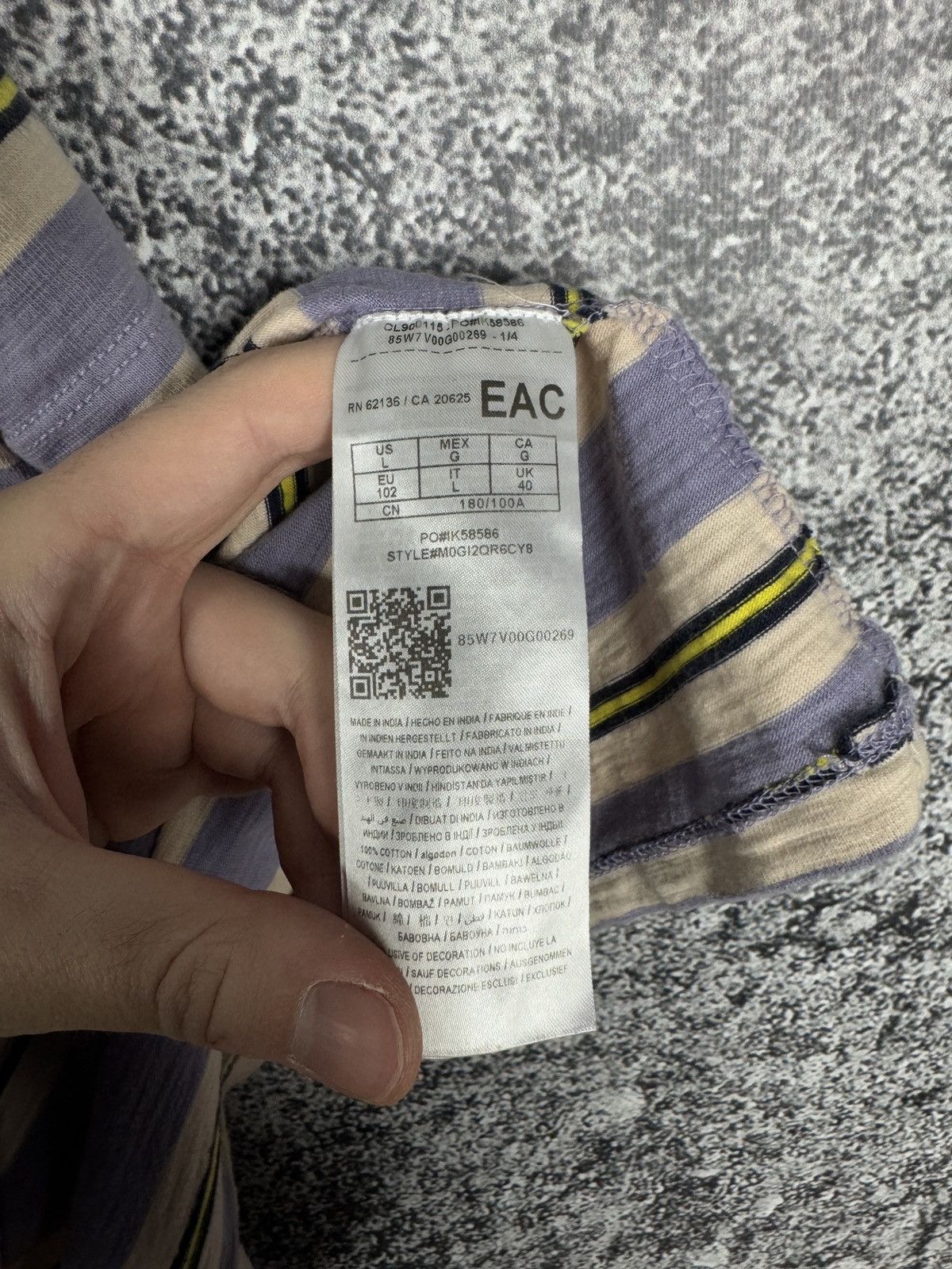 Guess Guess Los Angeles Striped T-Shirt Originals Vintage Size L Size US L / EU 52-54 / 3 - 8 Thumbnail