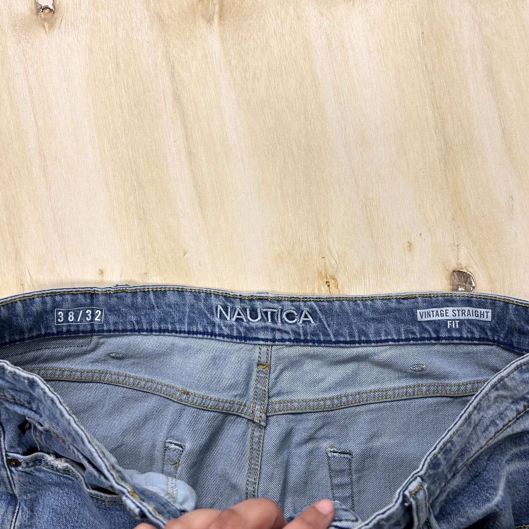 Nautica Nautica Vintage Straight Fit Jeans Mens Medium Wash Blue Denim 38x32 Regular Inseam 32 Pants Pocketed Size US 38 / EU 54 - 4 Thumbnail