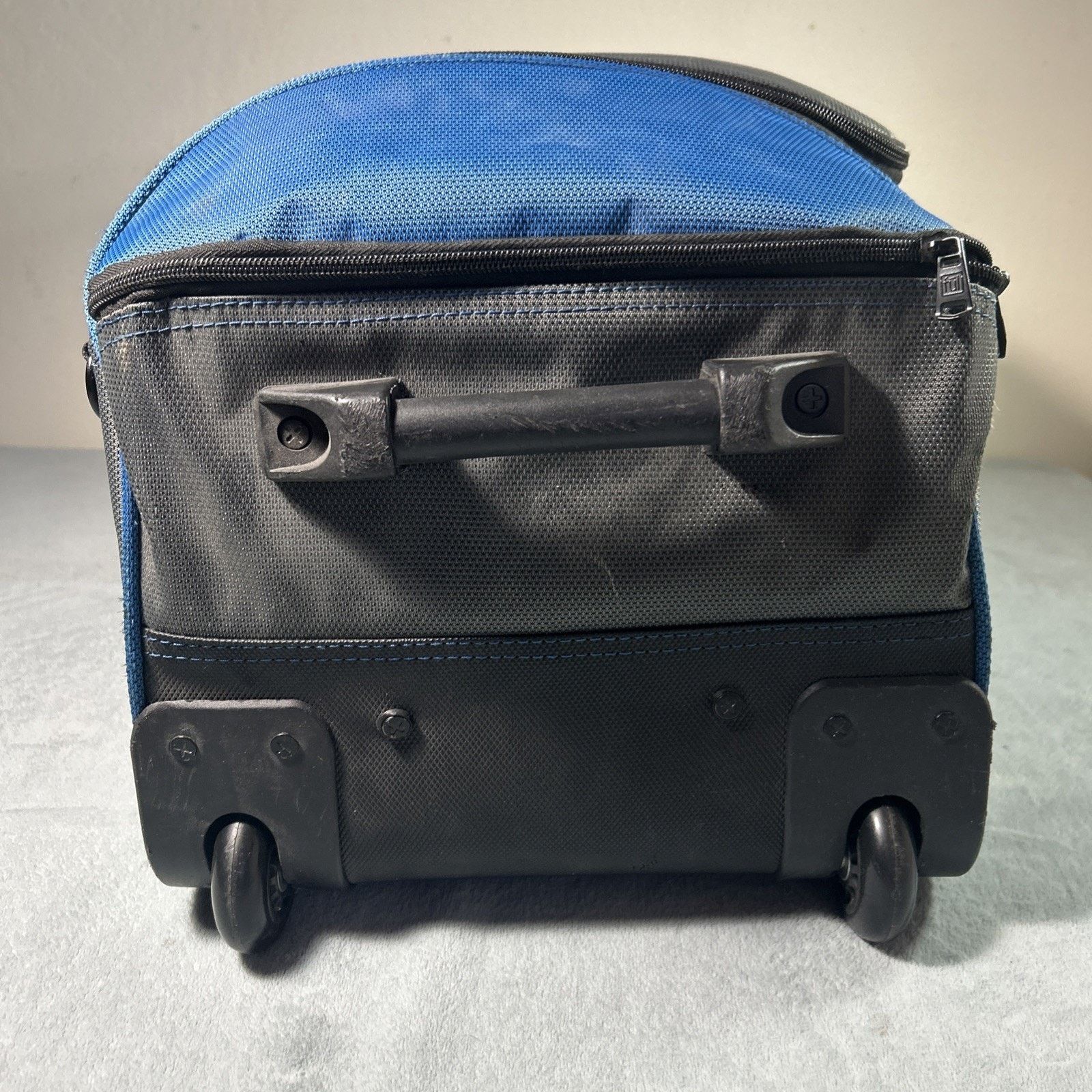 Patagonia FUL Rolling Luggage Duffle Travel Bag 22" Retractable Wheele Size ONE SIZE - 5 Thumbnail