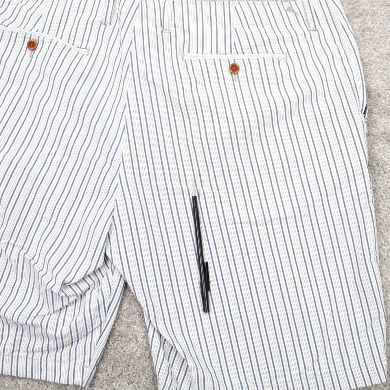 Tommy Bahama Tommy Bahama Seersucker Shorts Men 42 White/Blue/Orange Nylon Stretch 10" inseam Size US 42 / EU 58 - 7 Thumbnail