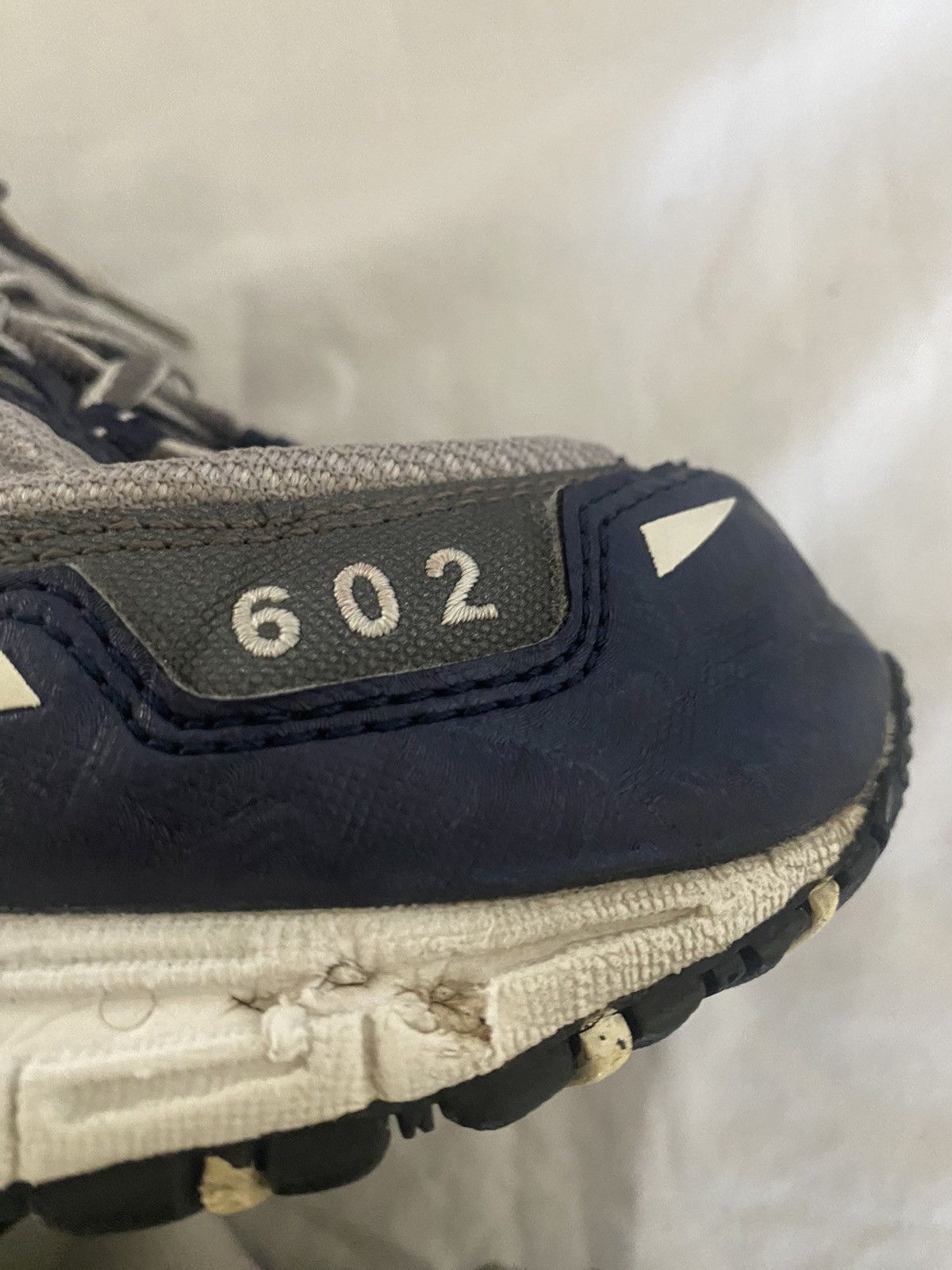 New Balance Mens Vintage 90s NEW BALANCE 602/Size 11/4E Size US 11 / EU 44 - 7 Thumbnail
