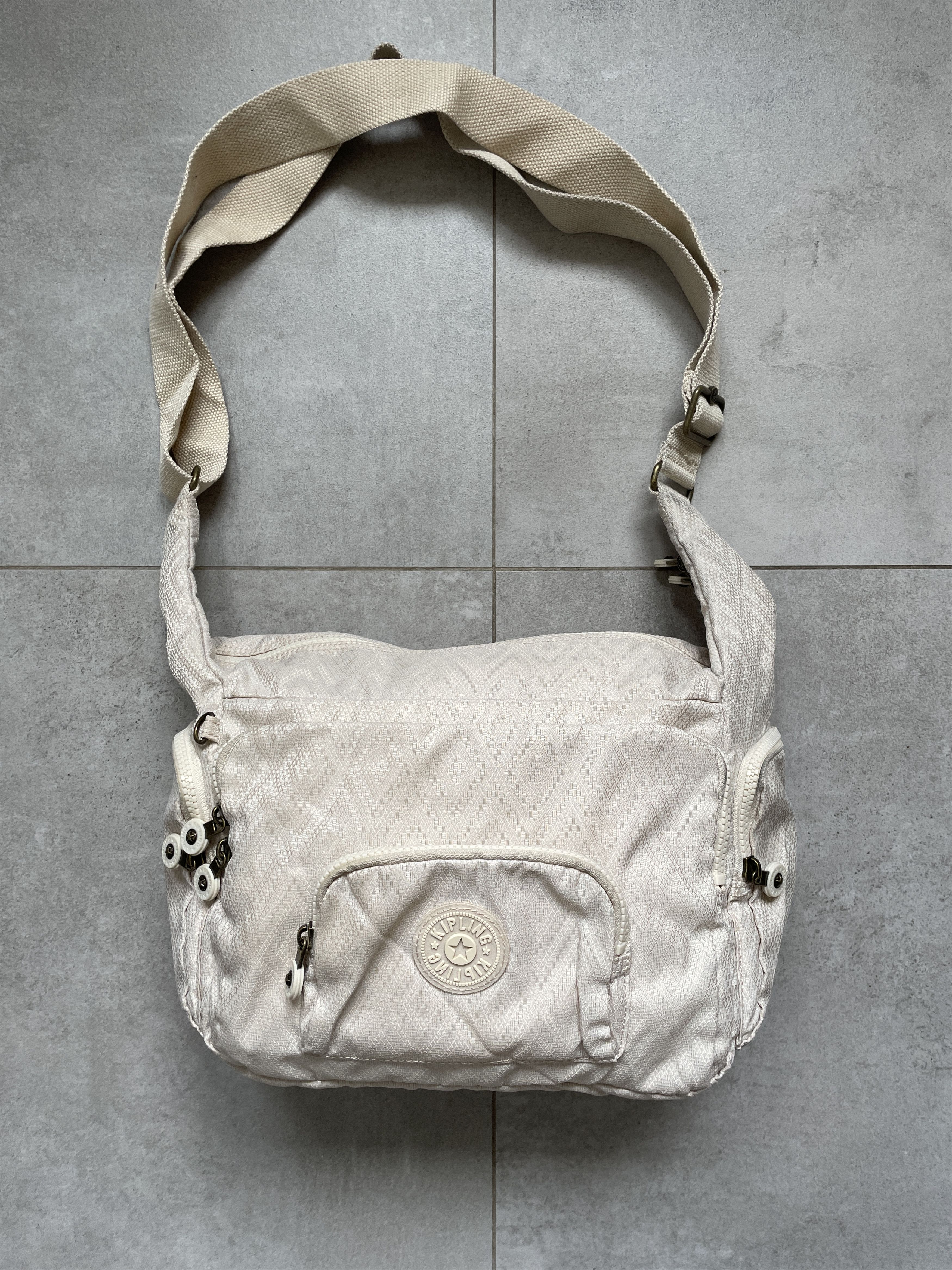 Vintage Y2K KIPLING EARTH TONE BEIGE NYLON SHOULDER BAG Size ONE SIZE - 1 Thumbnail