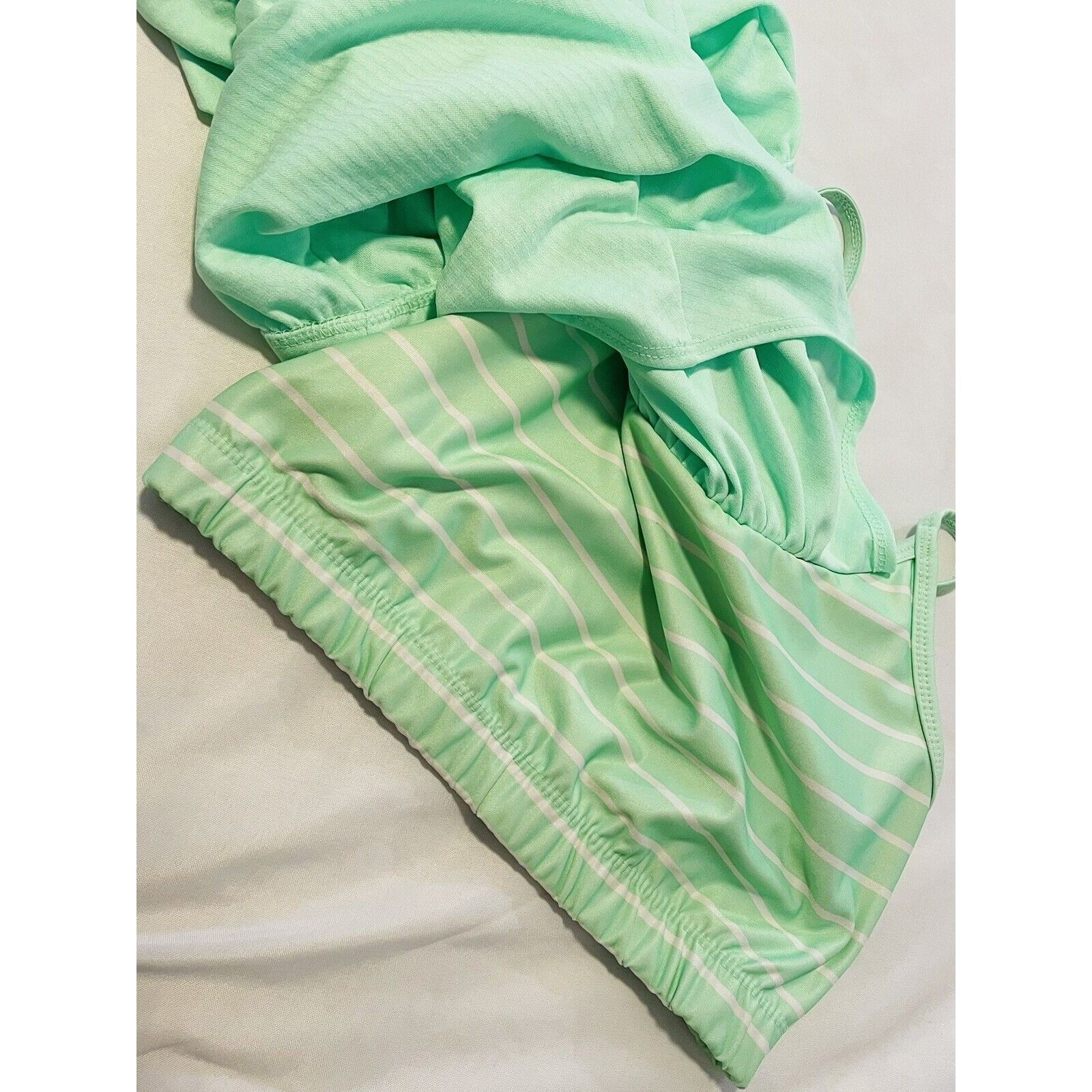 Old Navy Old Navy Active Women's Medium Lightweight 2 In 1 Tank Top M Size M / US 6-8 / IT 42-44 - 6 Thumbnail