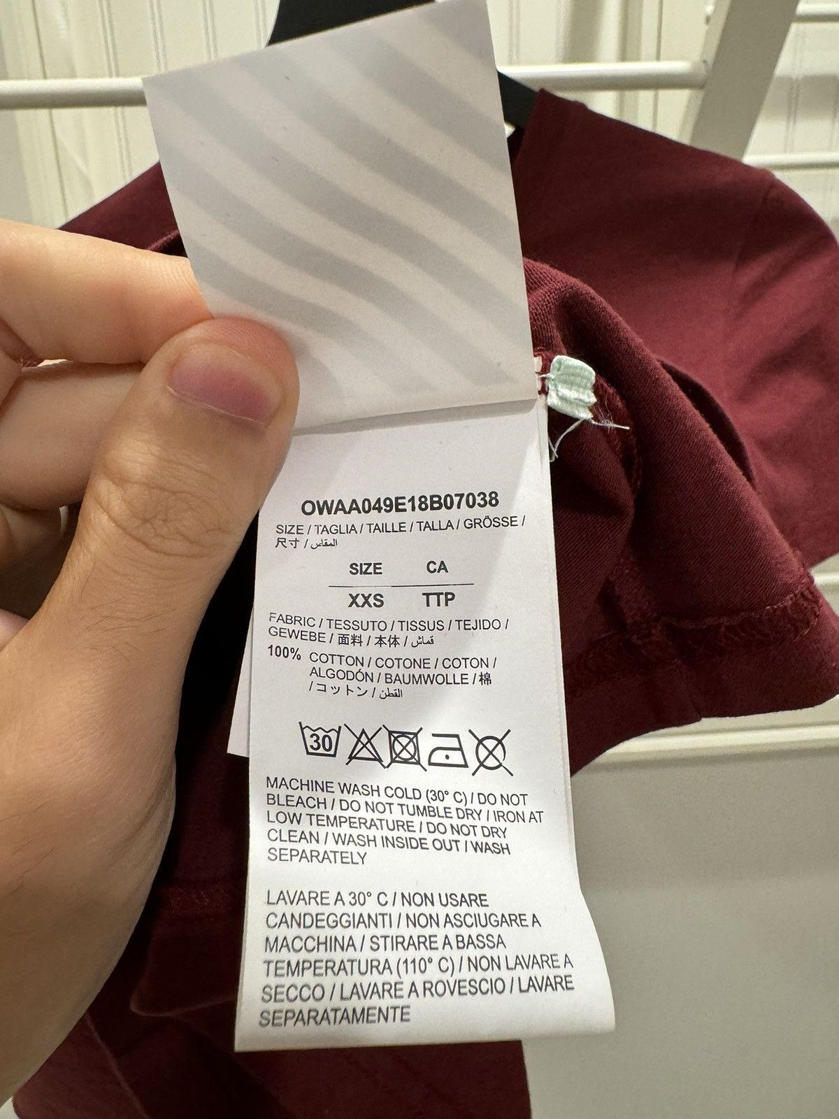 Off-White Off White Faux Fur Logo Tee Size XXS / US 00 / IT 34 - 10 Thumbnail