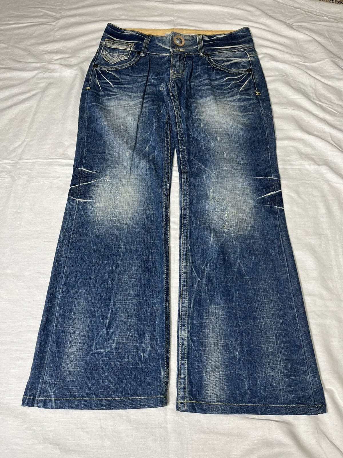 If Six Was Nine × Japanese Brand × Le Grande Bleu (L.G.B.) 33" Red Pepper Jeans Distressed Bootcut Size 33" - 3 Thumbnail