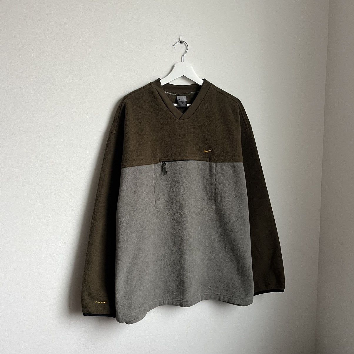 Nike Vintage Nike Khaki Fleece Sweatshirt Size US XL / EU 56 / 4 - 1 Thumbnail