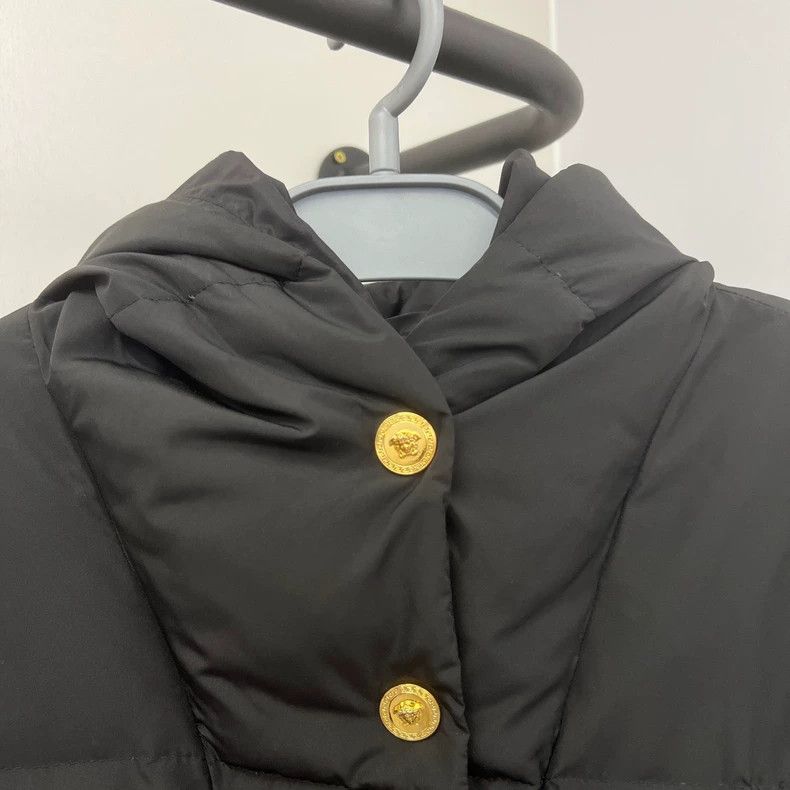 Versace Versace Hooded thickened warm short down jacket Size M / US 6-8 / IT 42-44 - 6 Thumbnail
