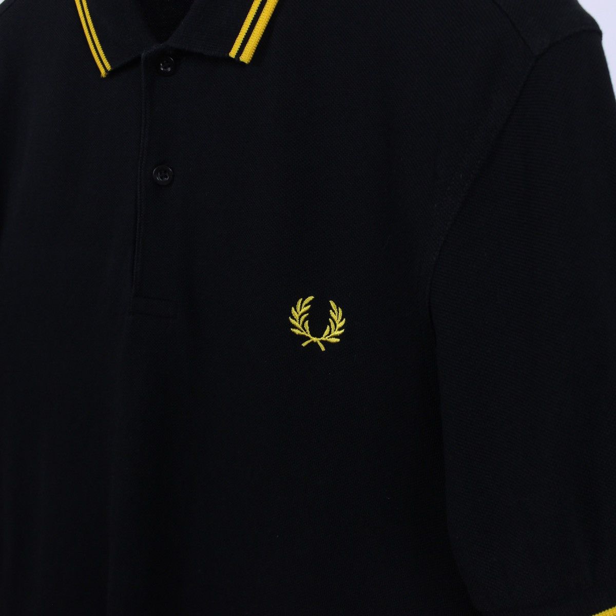 Fred Perry Vintage Fred Perry Black & Yellow Short Sleeve Polo Size US M / EU 48-50 / 2 - 4 Thumbnail