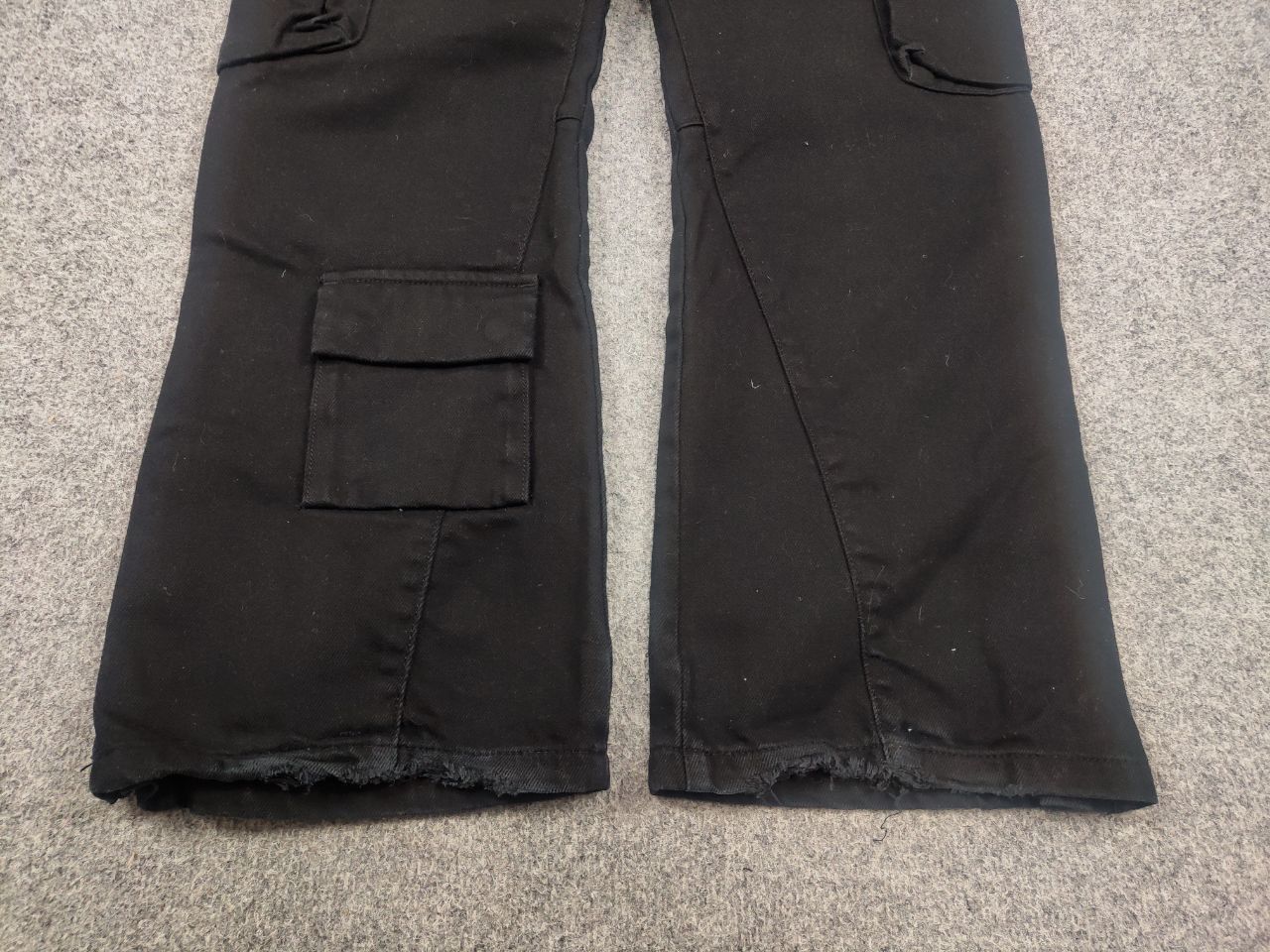 Other Vicinity Design Multipocket Zip logo cargo Back Baggy Pants Size US 30 / EU 46 - 11 Thumbnail