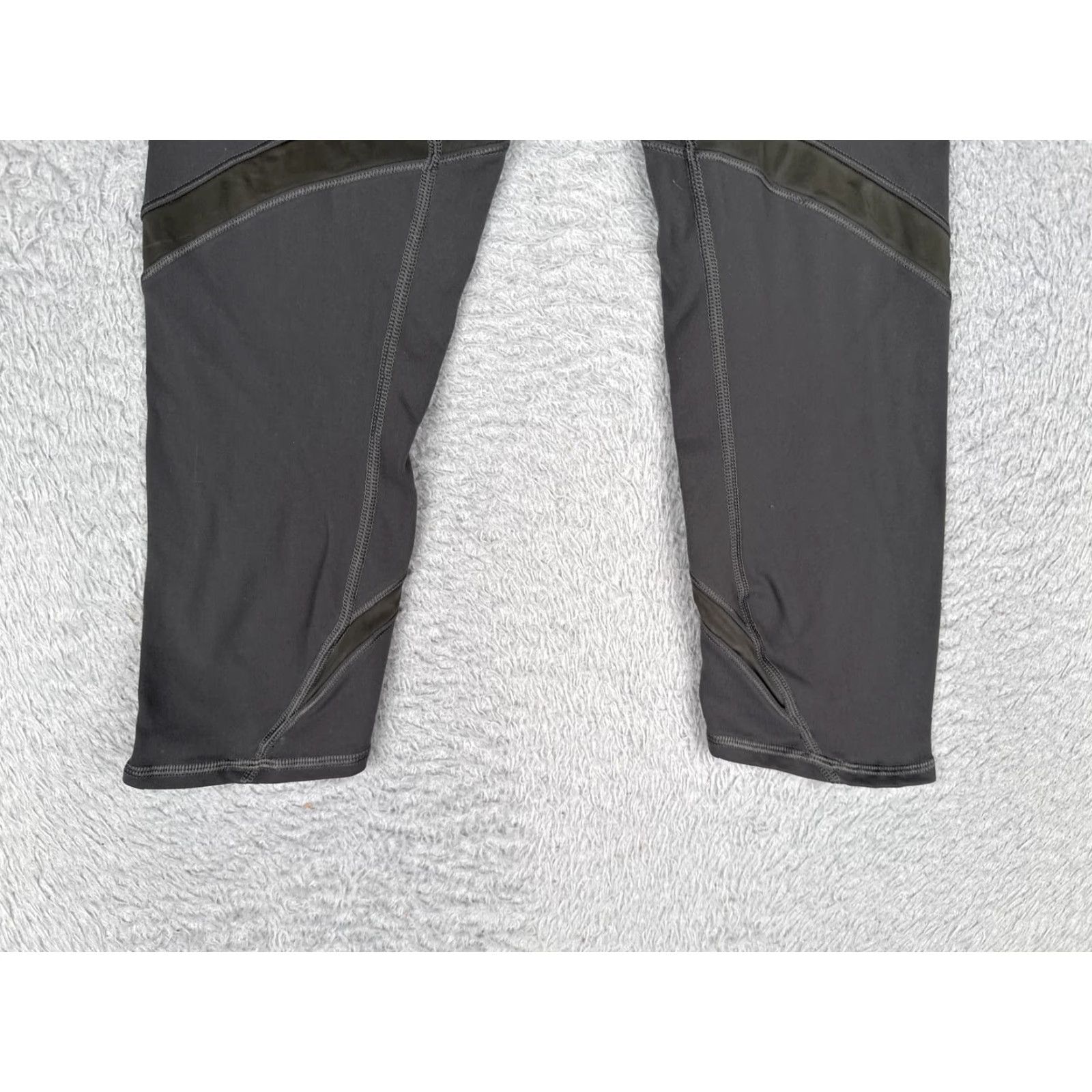Lululemon Lululemon Cropped Leggings Womens 4 Gray 22" Yoga Pants Athletic Running Size 27" / US 4 / IT 40 - 2 Thumbnail