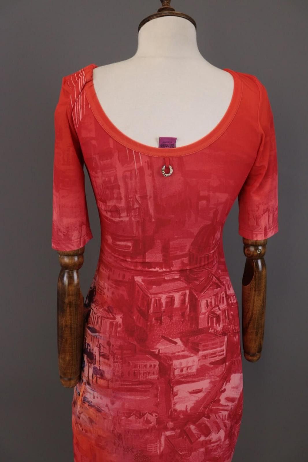 Designer Save The Queen Red Abstract Stretch Short Dress Size S Size S / US 4 / IT 40 - 12 Thumbnail