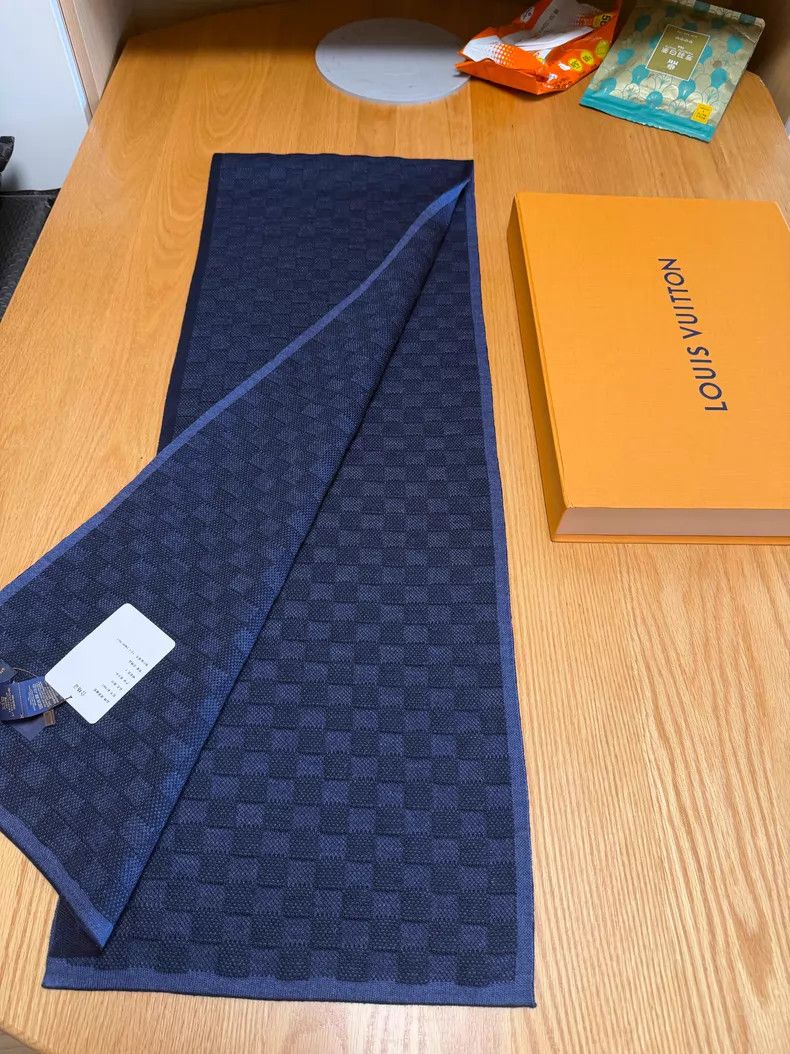 Louis Vuitton Louis Vuitton scarf Size ONE SIZE - 7 Thumbnail