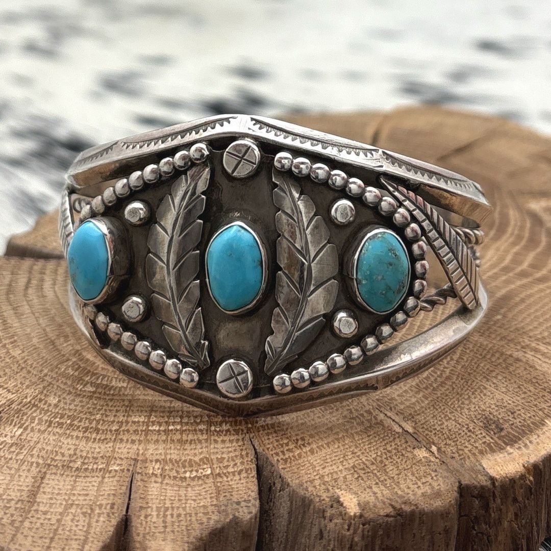 Native 1960s Native American NAVAJO Silver Turquoise Cuff Bracelet Size ONE SIZE - 1 Thumbnail