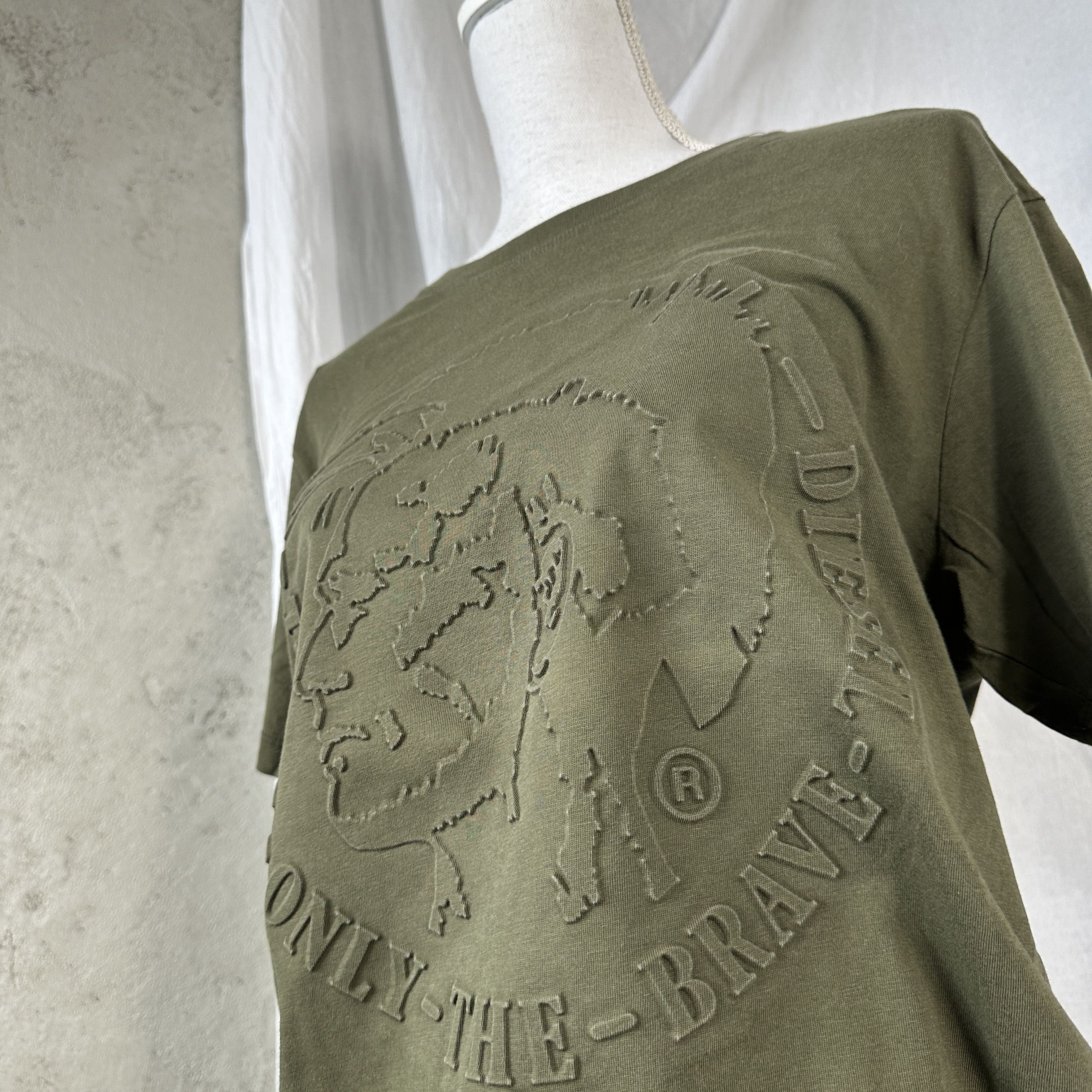 Diesel × Vintage Vintage Casual Streetwear Y2K Embossed Logo Diesel T-shirt Size US S / EU 44-46 / 1 - 2 Thumbnail