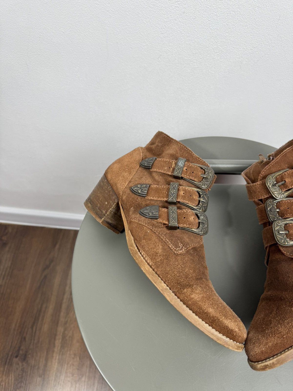 Other Vintage Brown Suede Triple Buckle Western Ankle Boots EU 38 Size US 7 / IT 37 - 3 Thumbnail
