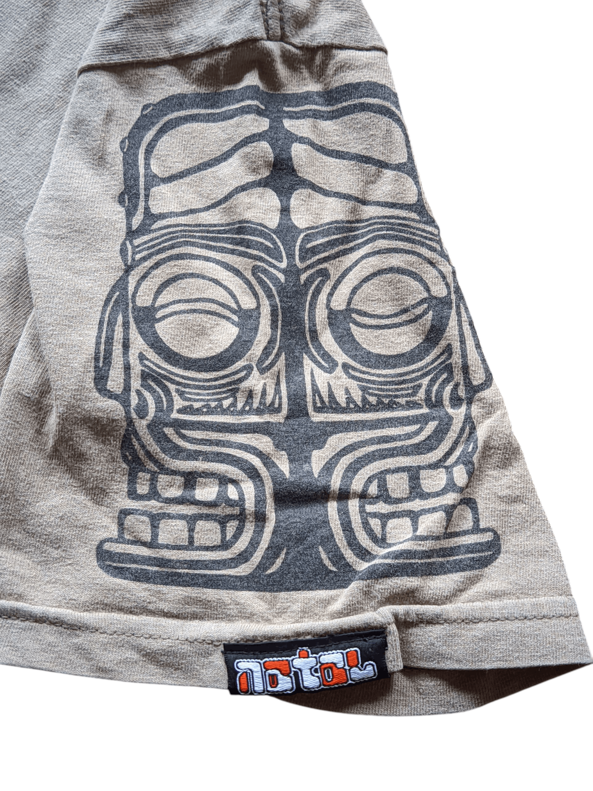 Arts & Science Vintage Y2k Mask natal ABUNDANT HILLs Graphics Tee Size US M / EU 48-50 / 2 - 3 Thumbnail