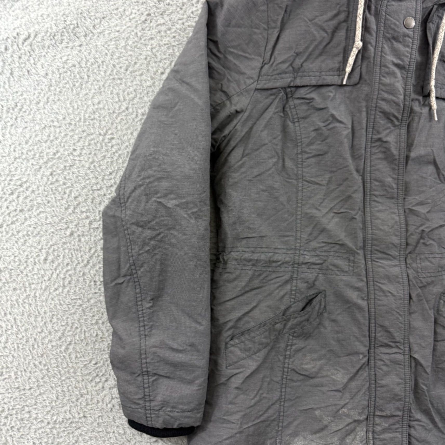 Eddie Bauer Eddie Bauer Womens Jacket Parka Hooded Insulated L Gray Fur Trim Plaid 31 Inch Mid-Length Womens Large Adults Womens Size L / US 10 / IT 46 - 4 Thumbnail