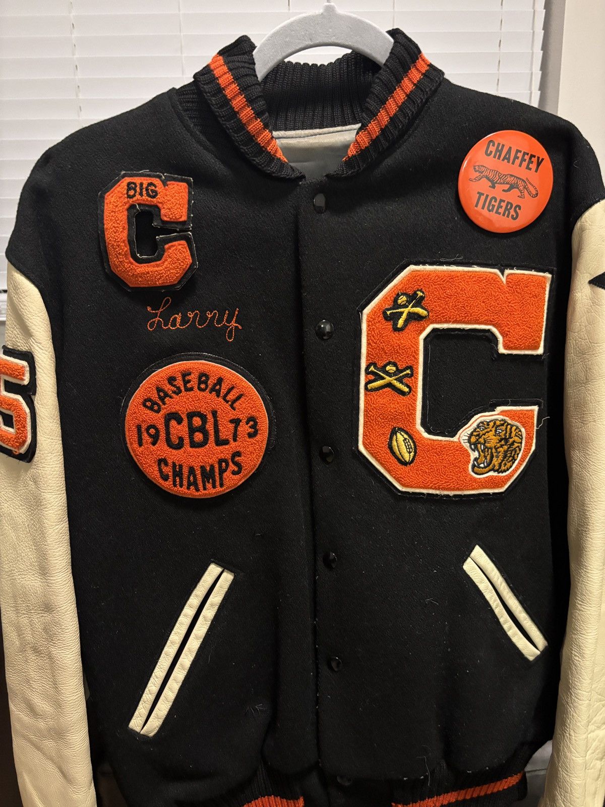 Vintage Vintage 60-70s black and orange varsity jacket w/patches Size US L / EU 52-54 / 3 - 2 Thumbnail