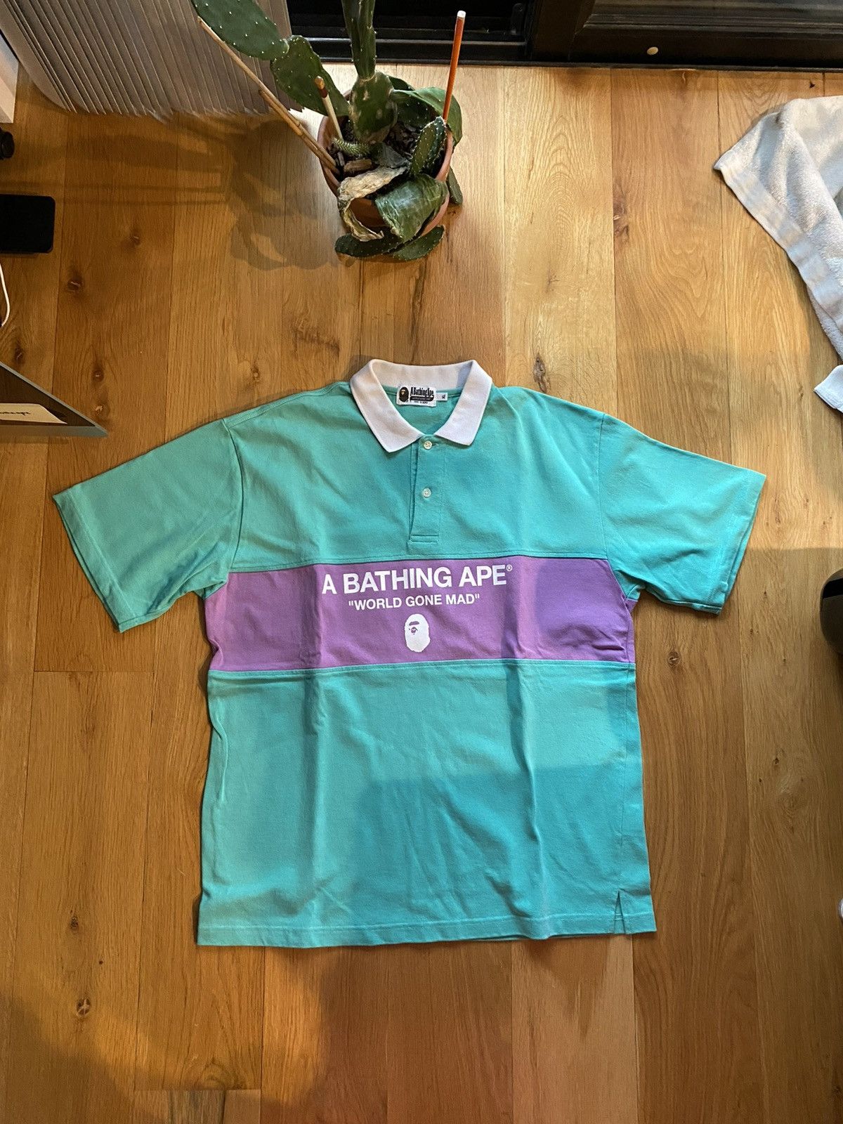 Bape A Bathing Ape BAPE “WORLD GONE MAD” polo Size US XL / EU 56 / 4 - 2 Thumbnail