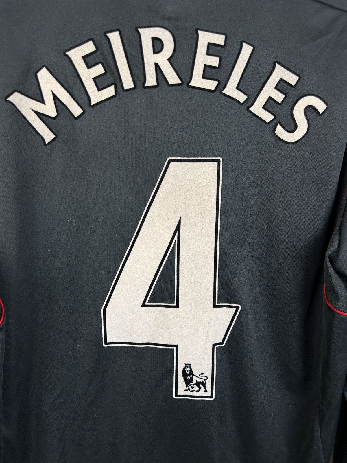 Adidas Vintage Adidas Liverpool #4 Meireles 2011/12 Away LS Jersey Size US M / EU 48-50 / 2 - 2 Thumbnail