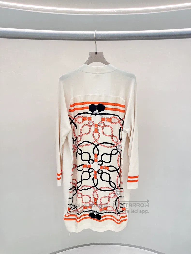 Hermes Hermes Beige cardigan with orange pattern Size XS / US 0-2 / IT 36-38 - 2 Thumbnail