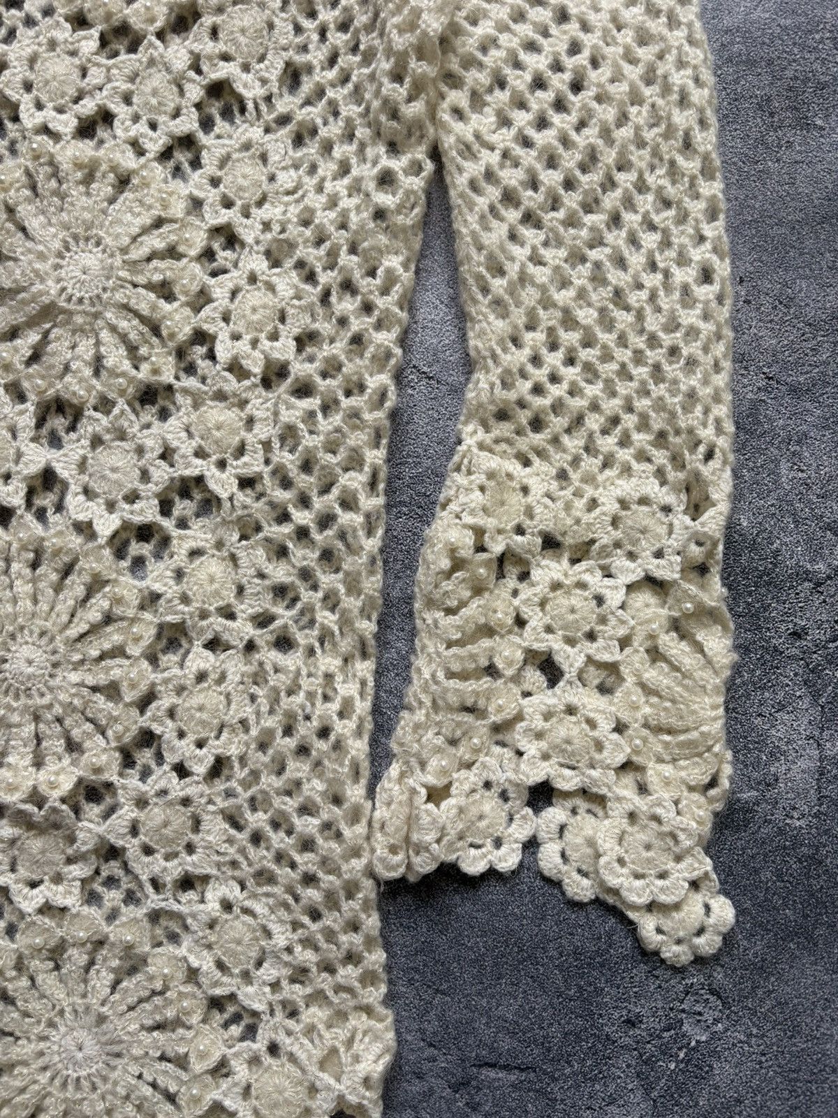 Max Mara Max Mara Luxury Knit Crochet Lace Beaded Pearl Cardigan Size M / US 6-8 / IT 42-44 - 6 Thumbnail