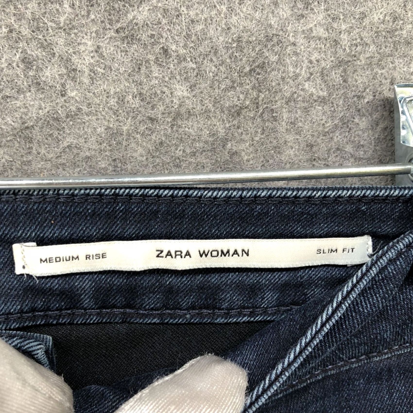 Zara Zara Sim Fit Jeans Womens 6 Medium Rise Blue Dark Wash Stretch Skinny Denim Cotton Blend Size 28" / US 6 / IT 42 - 6 Thumbnail