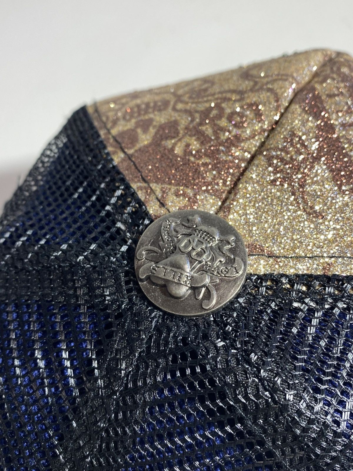 Ed Hardy Vintage Ed Hardy Y2k Golden Shimmer Trucker Hat Cap Japan Size ONE SIZE - 6 Thumbnail