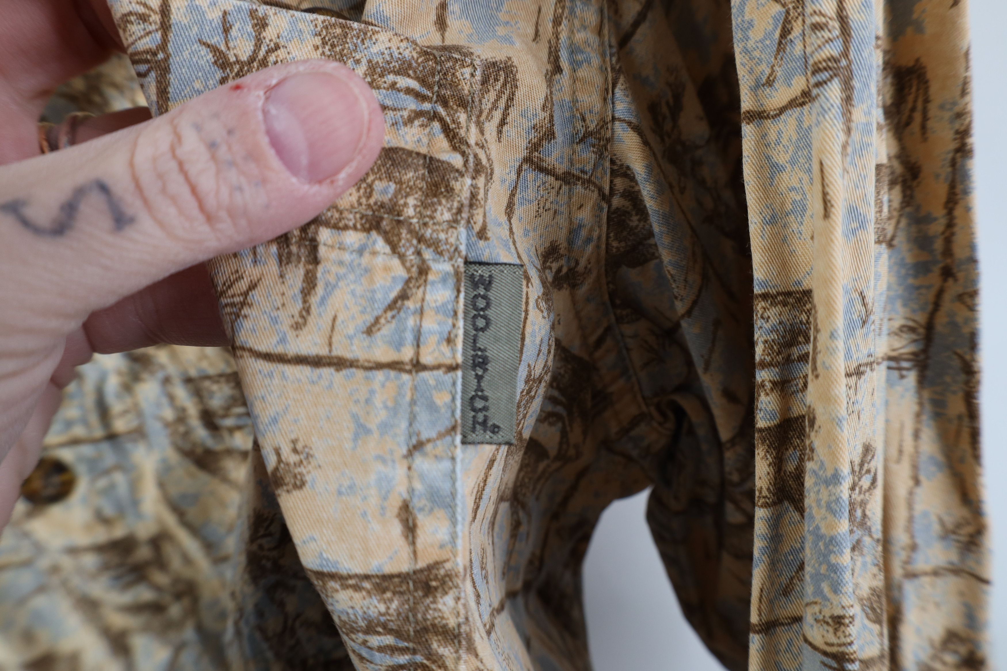 Woolrich Woolen Mills Vintage 90s Woolrich All Over Print Button Down Shirt Cotton Size US L / EU 52-54 / 3 - 6 Thumbnail