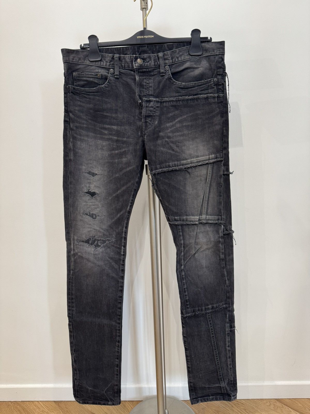Maison MIHARA YASUHIRO Maison Mihara Yasuhiro slim / skinny black denim pants Size US 34 / EU 50 - 1 Thumbnail