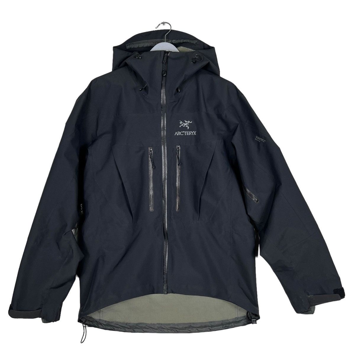 Arc'teryx 💥 Rare Arcteryx Alpha Sv Med Black Jacket Made In Canada Size US M / EU 48-50 / 2 - 3 Thumbnail