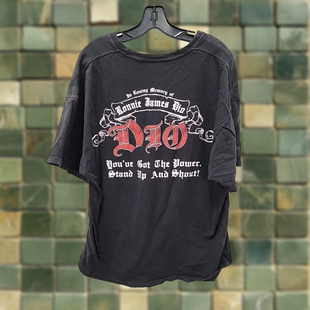 Hanes VINTAGE Ronnie James Dio Memorial Funeral Shirt 2XL Black Graphic Tee Men Shirt Black Rock Metal 90s Mens Size US XXL / EU 58 / 5 - 1 Thumbnail