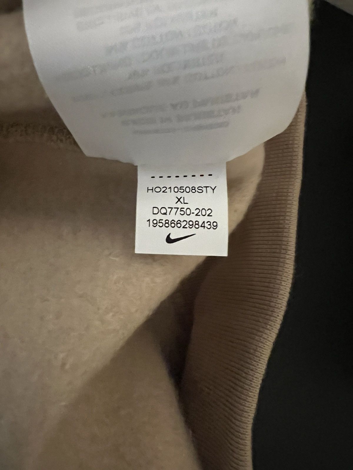 Billie Eilish × Nike Nike X Billie Eilish Mushroom hoodie Size US XL / EU 56 / 4 - 7 Thumbnail
