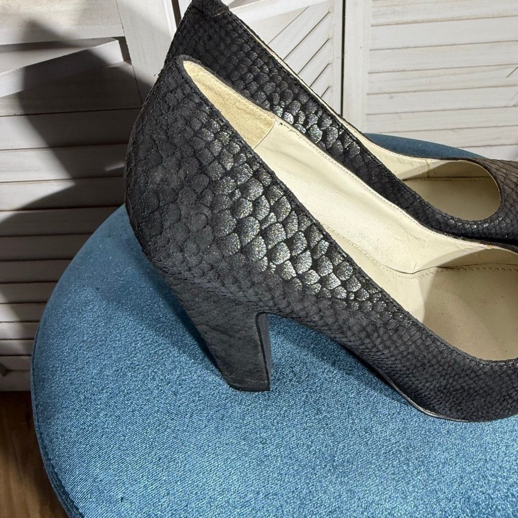 Anne Klein suede pump shoes brown & gray reptile pattern pointed toe 10 Size US 10 / IT 40 - 6 Thumbnail
