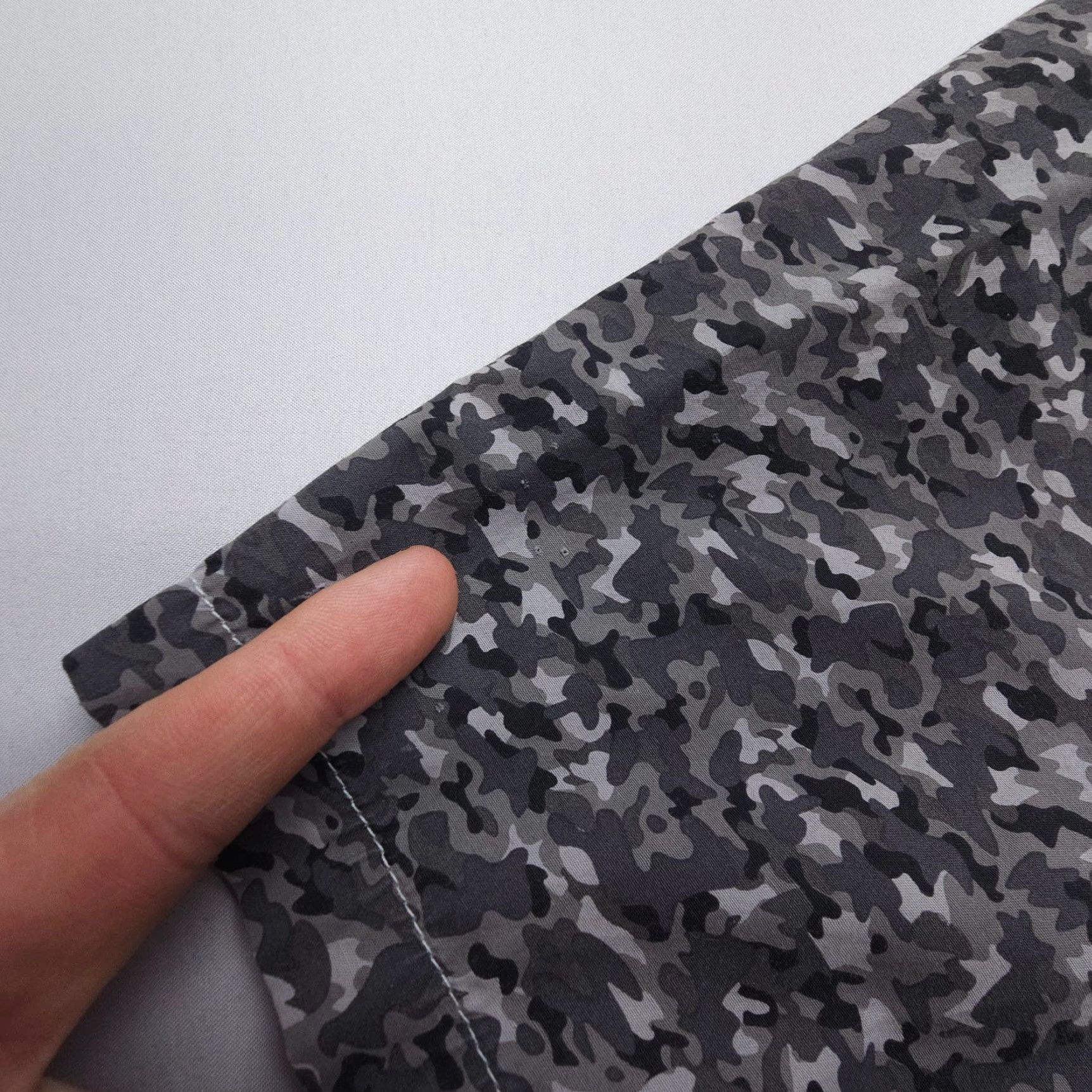 Vintage 5.11 Tactical Men's Micro Camo Short Sleeve Shirt Size Small Gray Snap Workwear Shirt Mens Small Gray Camouflage Shirt Size US S / EU 44-46 / 1 - 5 Thumbnail