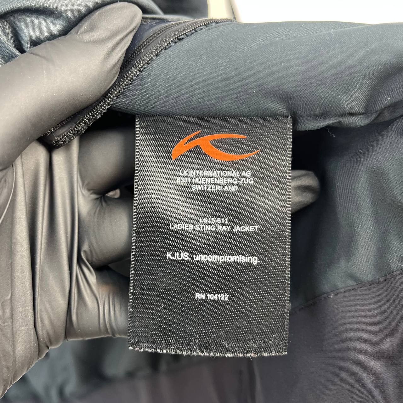KJUS KJUS Womens Ski Jacket Waterproof Winter Snow Coat Navy M 38 Size M / US 6-8 / IT 42-44 - 6 Thumbnail