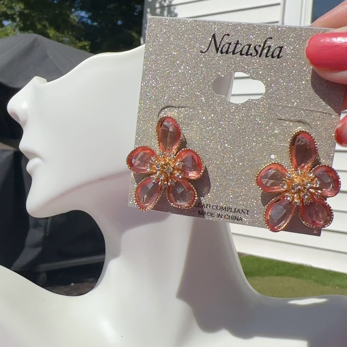 Designer Natasha Gold tone Pink crystal flower earrings stud Size ONE SIZE - 1 Thumbnail