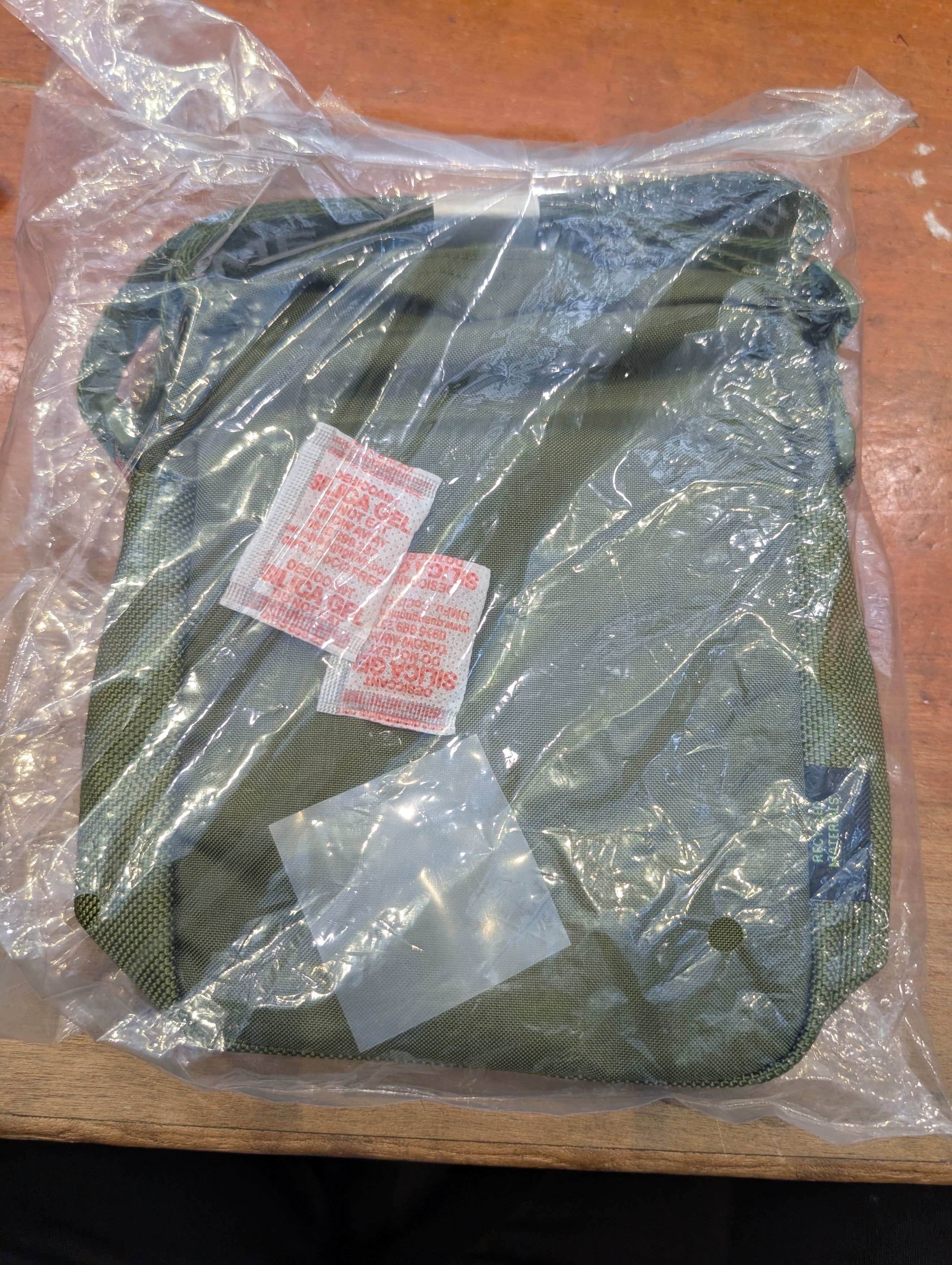 Supreme Supreme shoulder bag olive green FW22 brand new sealed Size ONE SIZE - 4 Thumbnail