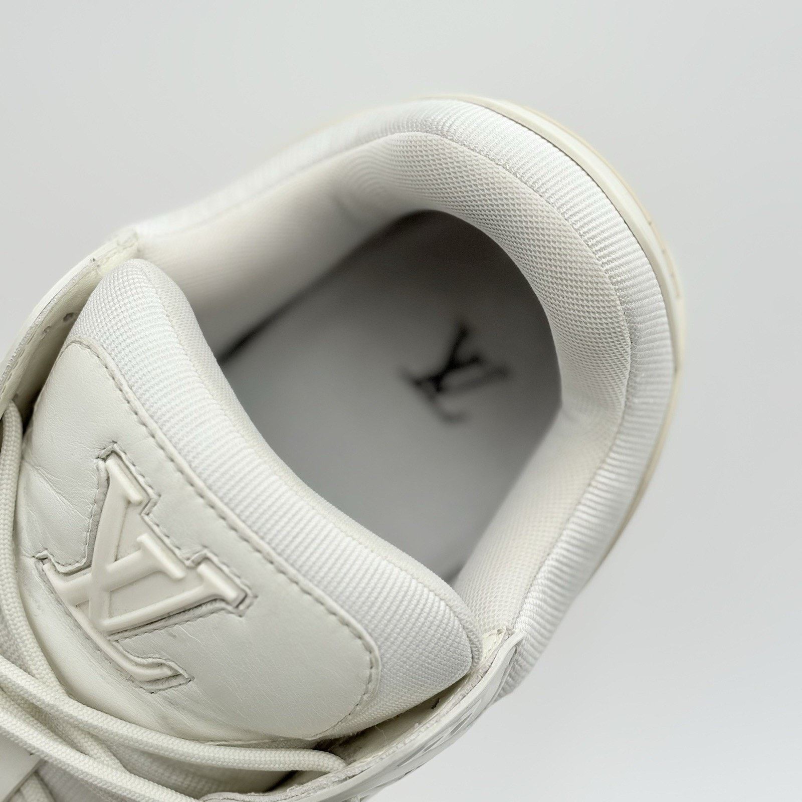 Louis Vuitton Louis Vuitton Maxi Trainer ' White ' | GOOD CONDITION! Size US 11.5 / EU 44-45 - 6 Thumbnail