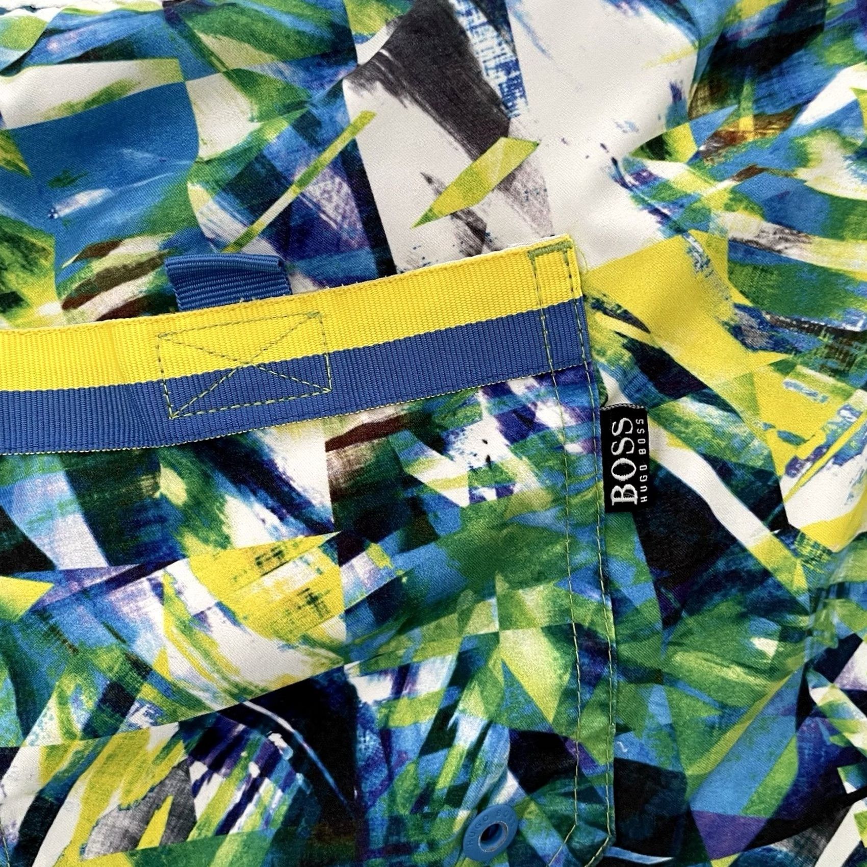 Hugo Boss HUGO BOSS Shorts Adult 2XL Green Blue Floral Swim Trunks Lined Mens XXL Size US 39 - 4 Thumbnail