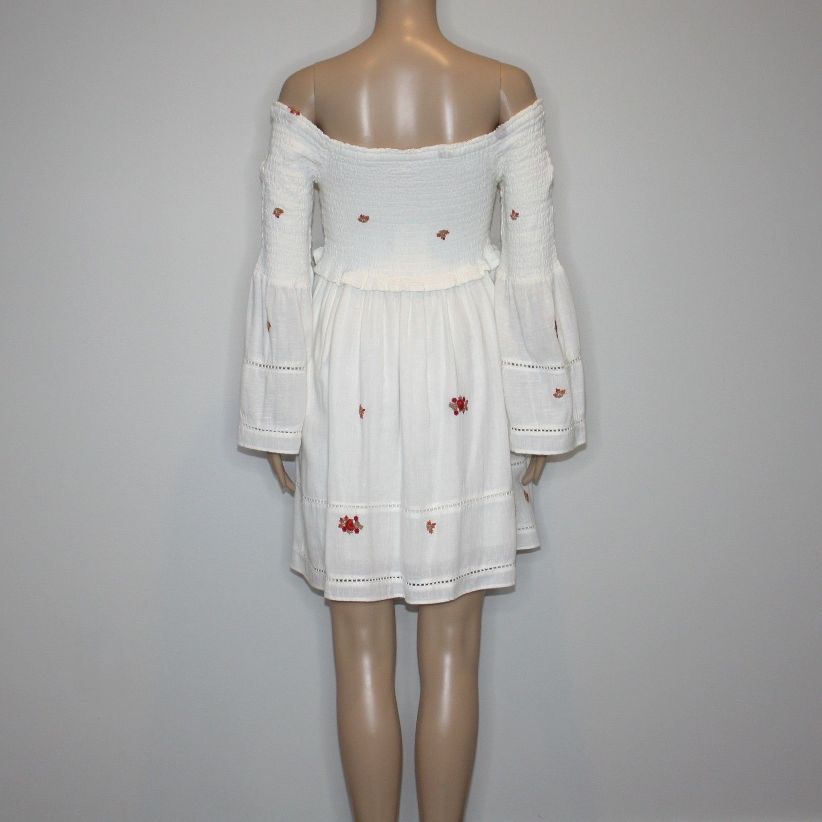 Free People Counting Daisies Embroidered Off the Shoulder Dress $148 Size M / US 6-8 / IT 42-44 - 7 Thumbnail