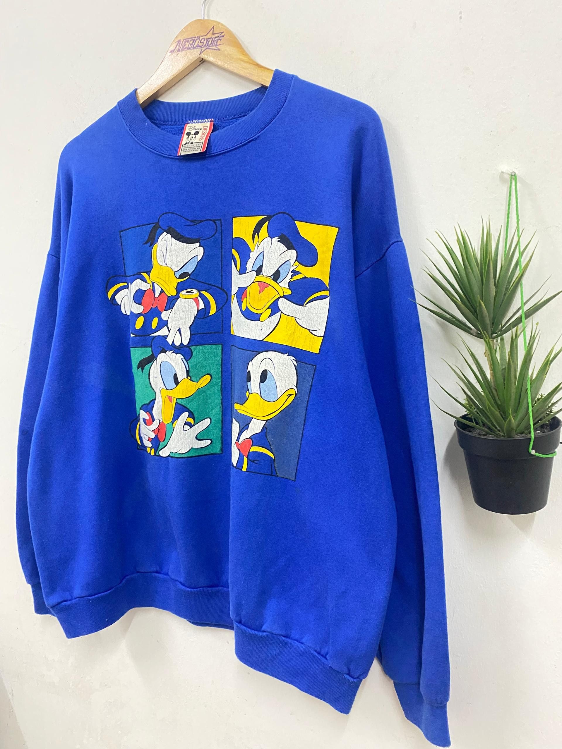 Vintage Vintage 90s Donald Duck Disney sweatshirt Size US XL / EU 56 / 4 - 5 Thumbnail