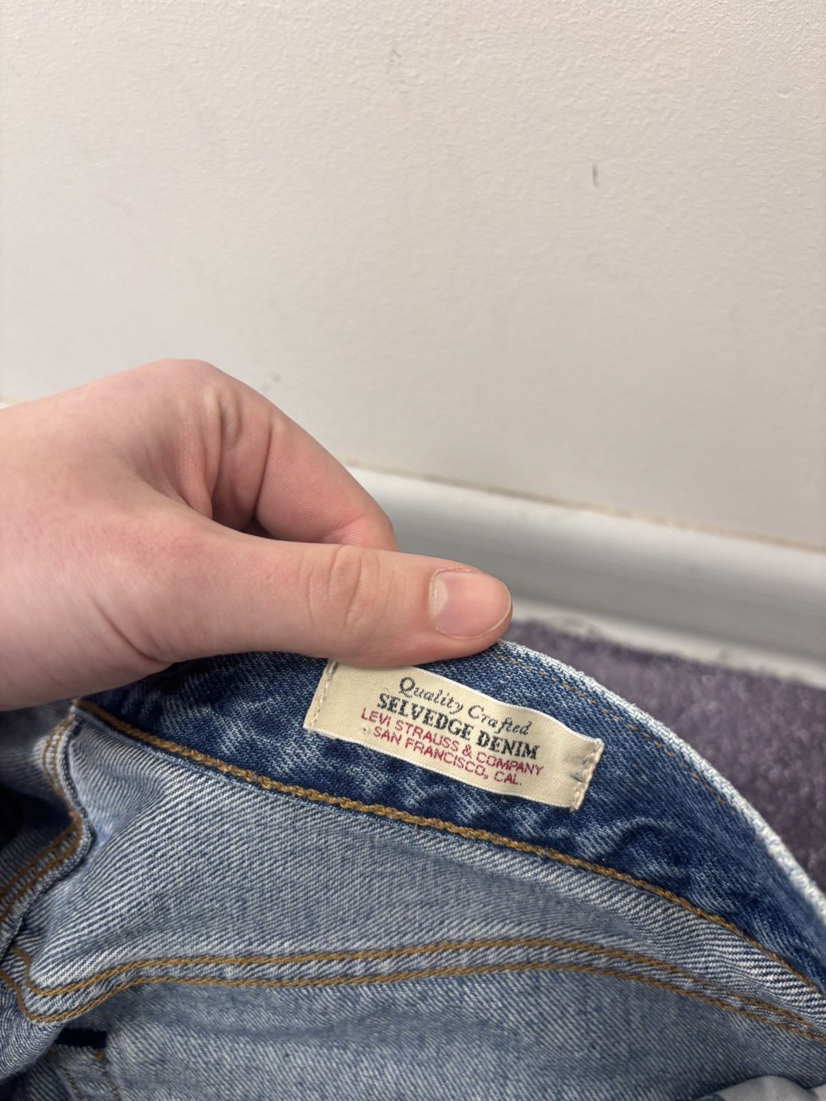 Levi's Levi’s 501 ‘90s Men’s Blue Straight Fit Selvedge Denim Jeans Size US 31 - 14 Thumbnail
