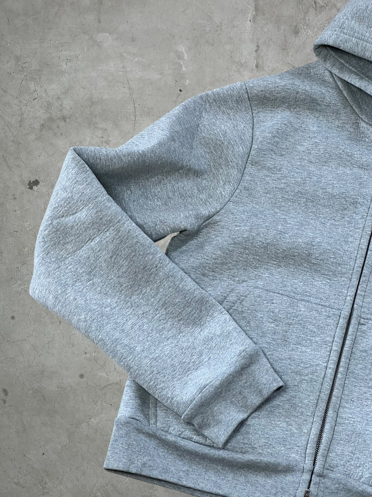 Balenciaga Balenciaga Cropped Logo Hoodie Zip-up Size US S / EU 44-46 / 1 - 4 Thumbnail